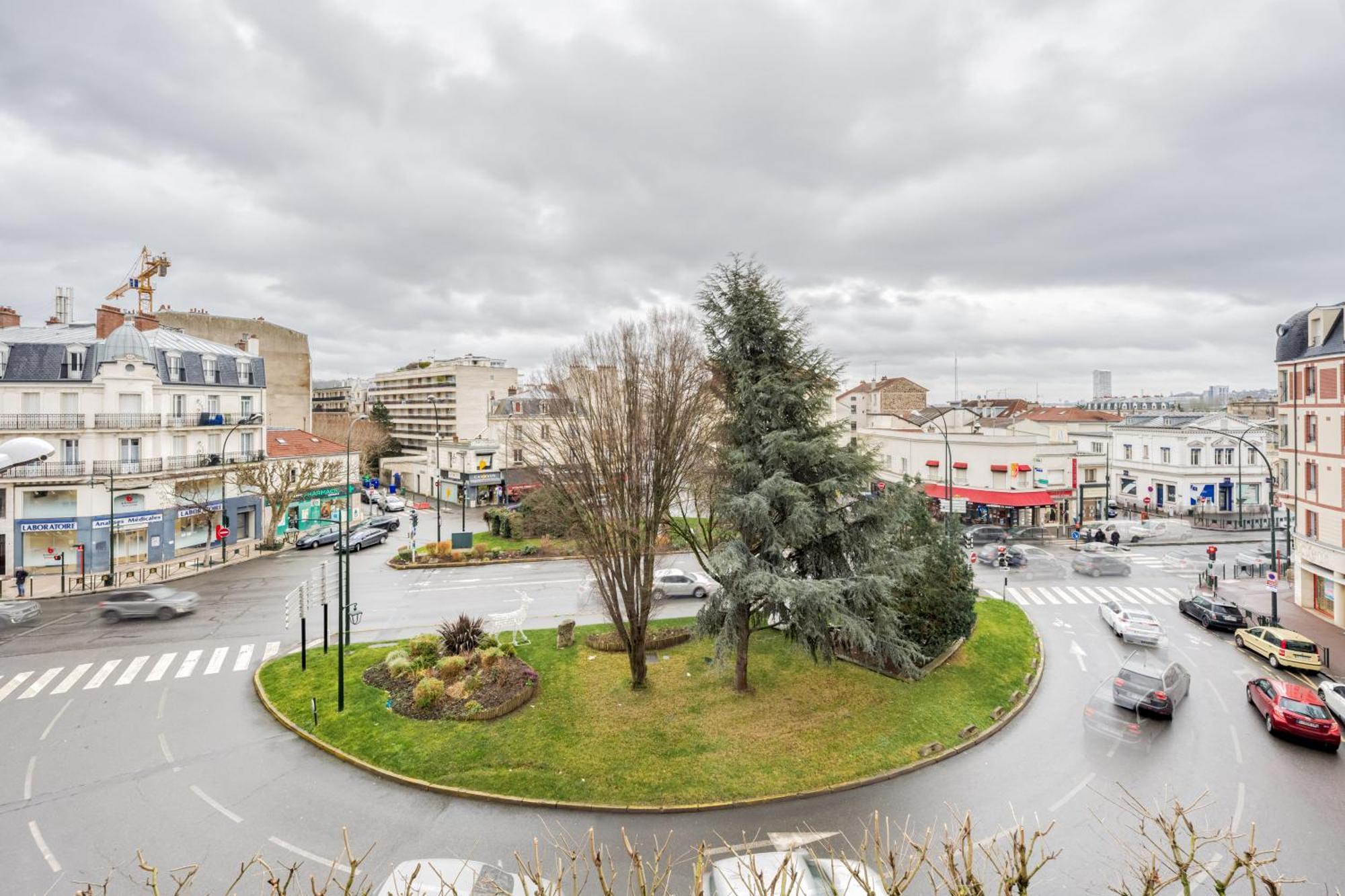 Paris City-Le Raincy - Facing Station - 4 To 8 Pers Εξωτερικό φωτογραφία